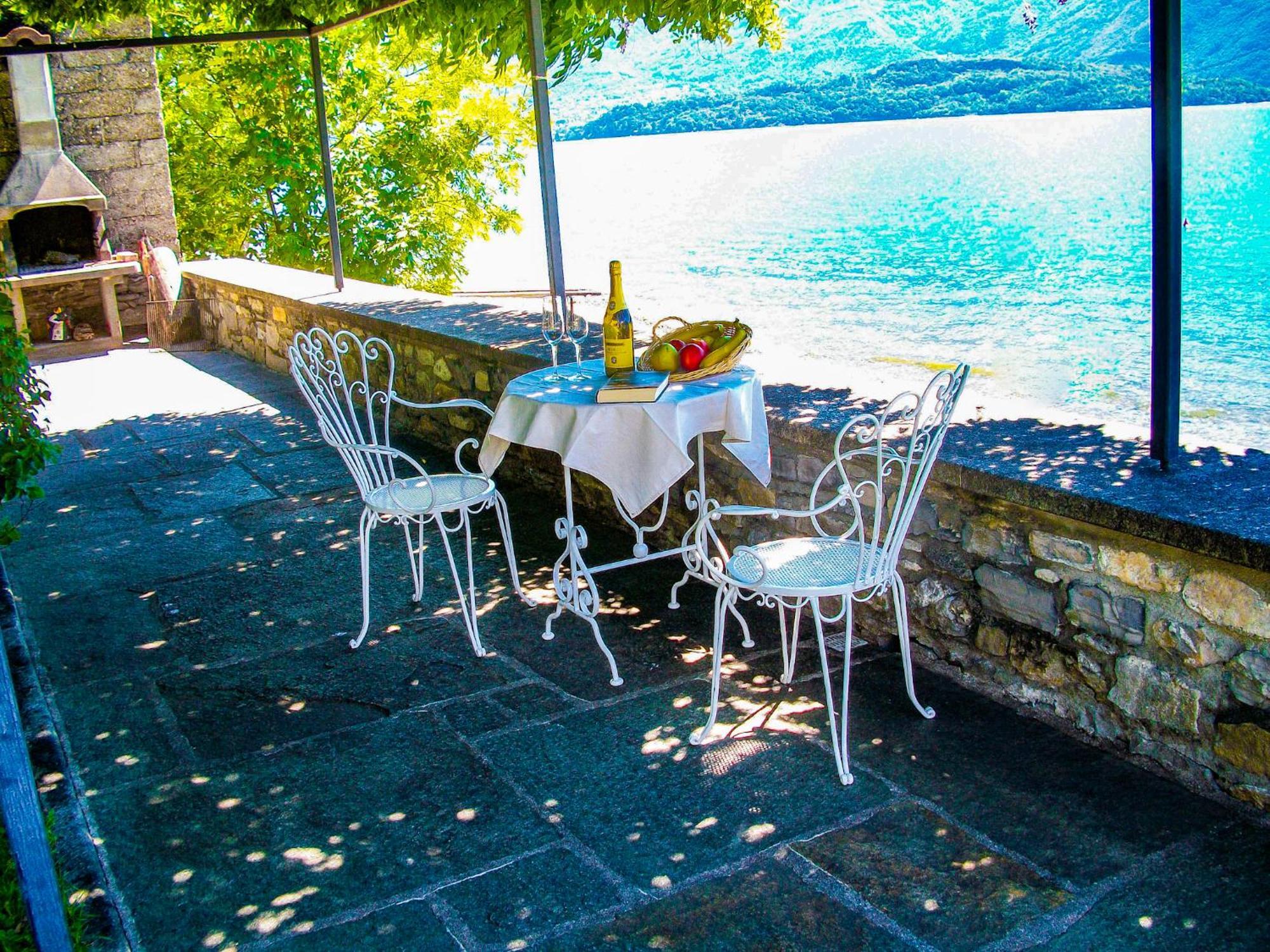 Palazzina Giardinolago Gravedona Habitación foto